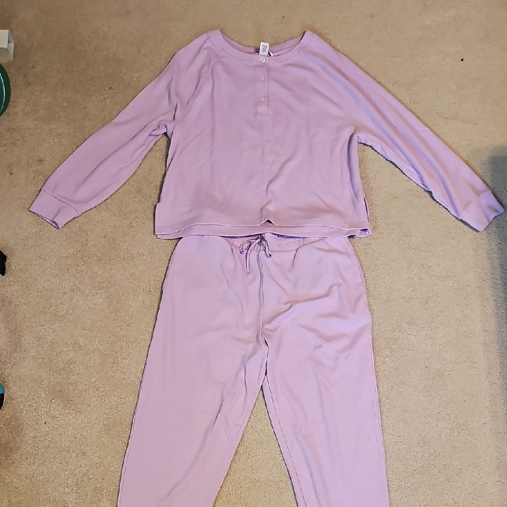 Victoria's Secret Pajama Set in Light Pinkish/Purple